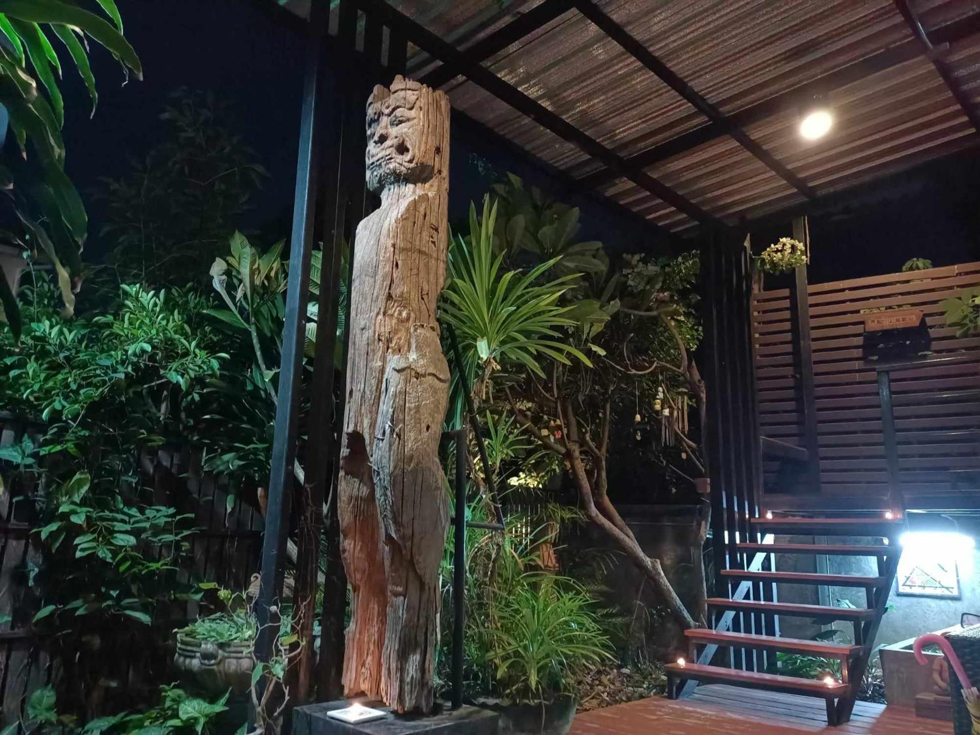 Chez Pom Hotel Chiang Mai Luaran gambar