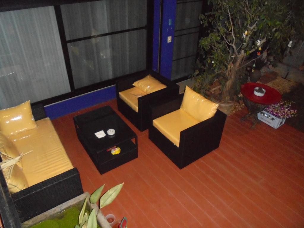 Chez Pom Hotel Chiang Mai Luaran gambar