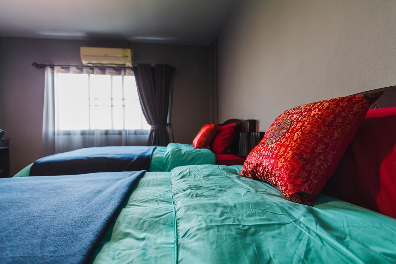 Chez Pom Hotel Chiang Mai Luaran gambar