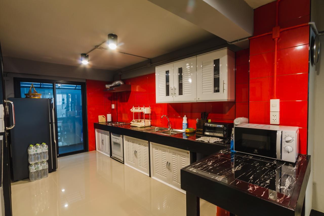 Chez Pom Hotel Chiang Mai Luaran gambar