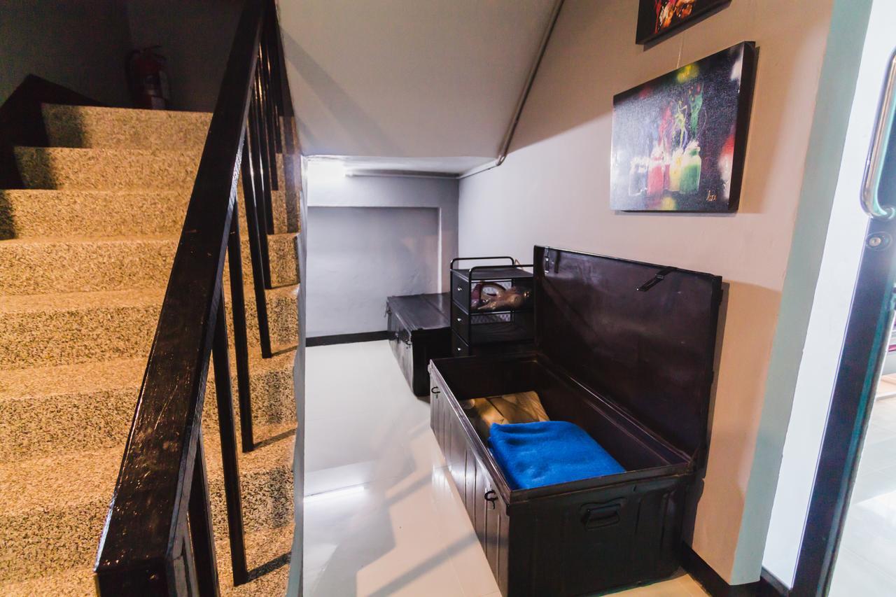 Chez Pom Hotel Chiang Mai Luaran gambar