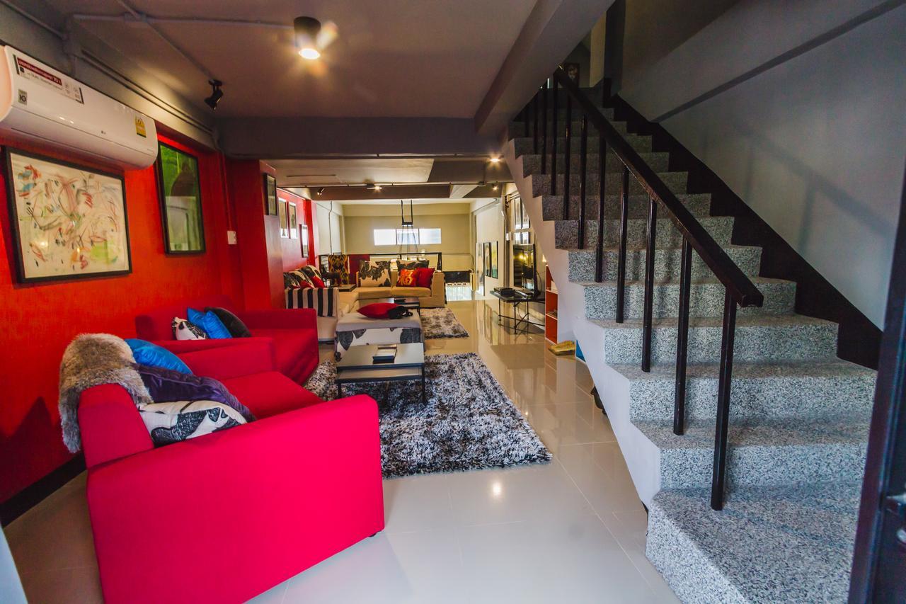 Chez Pom Hotel Chiang Mai Luaran gambar
